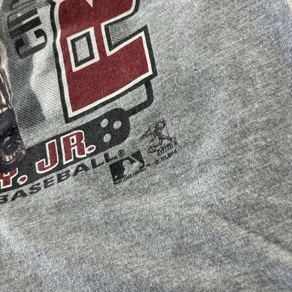 Vintage Ken Griffey Jr Graphic Shirt Men’s Medium Cincinnati Reds Stats Y2K - Picture 7 of 10